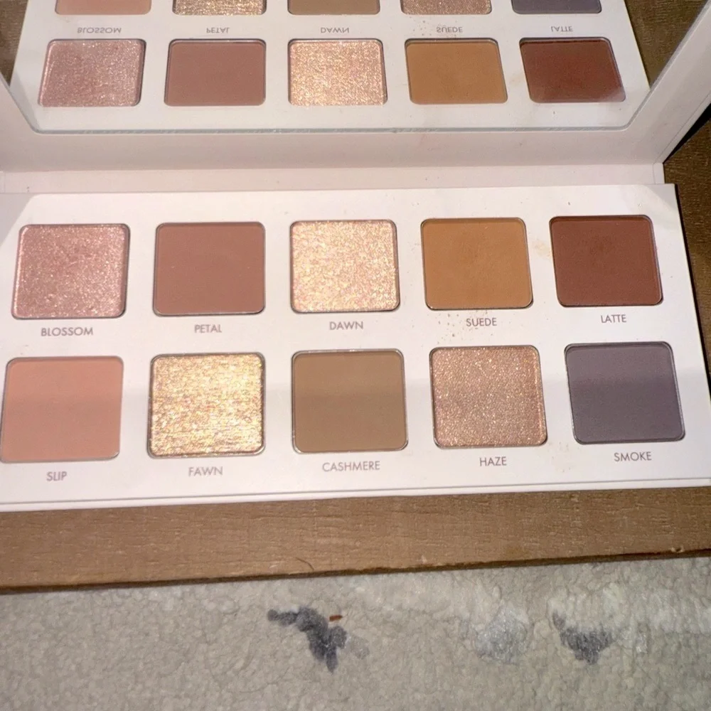 Authentic Neutral Eyeshadow Palette Wander Beauty